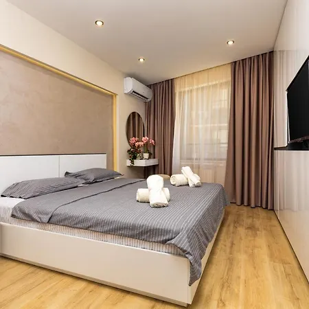 Urban Lux Center Of By Flat Mаnager Plovdiv